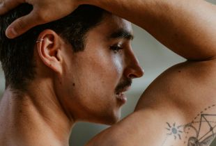 Massaggio Prostatico: La Guida Definitiva al Piacere del P-Spot